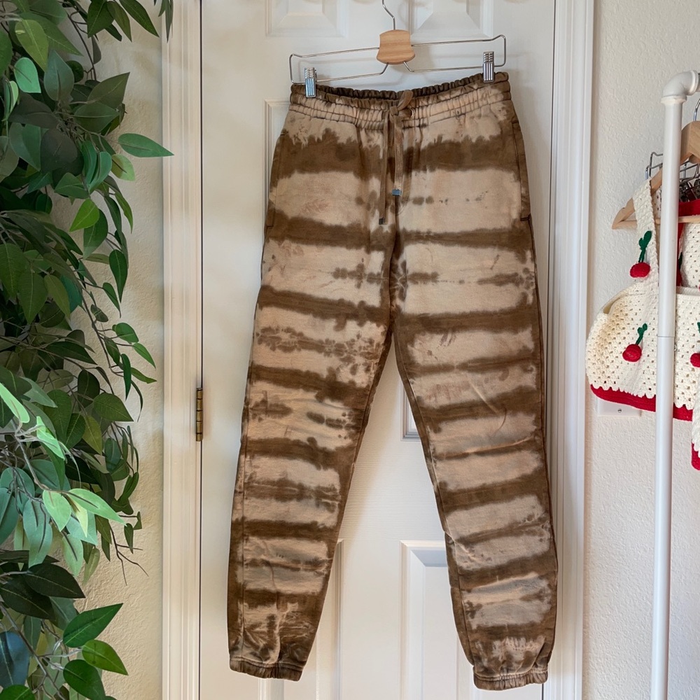 TALENTLESS Tiger Wash Sweatpants Mocha
